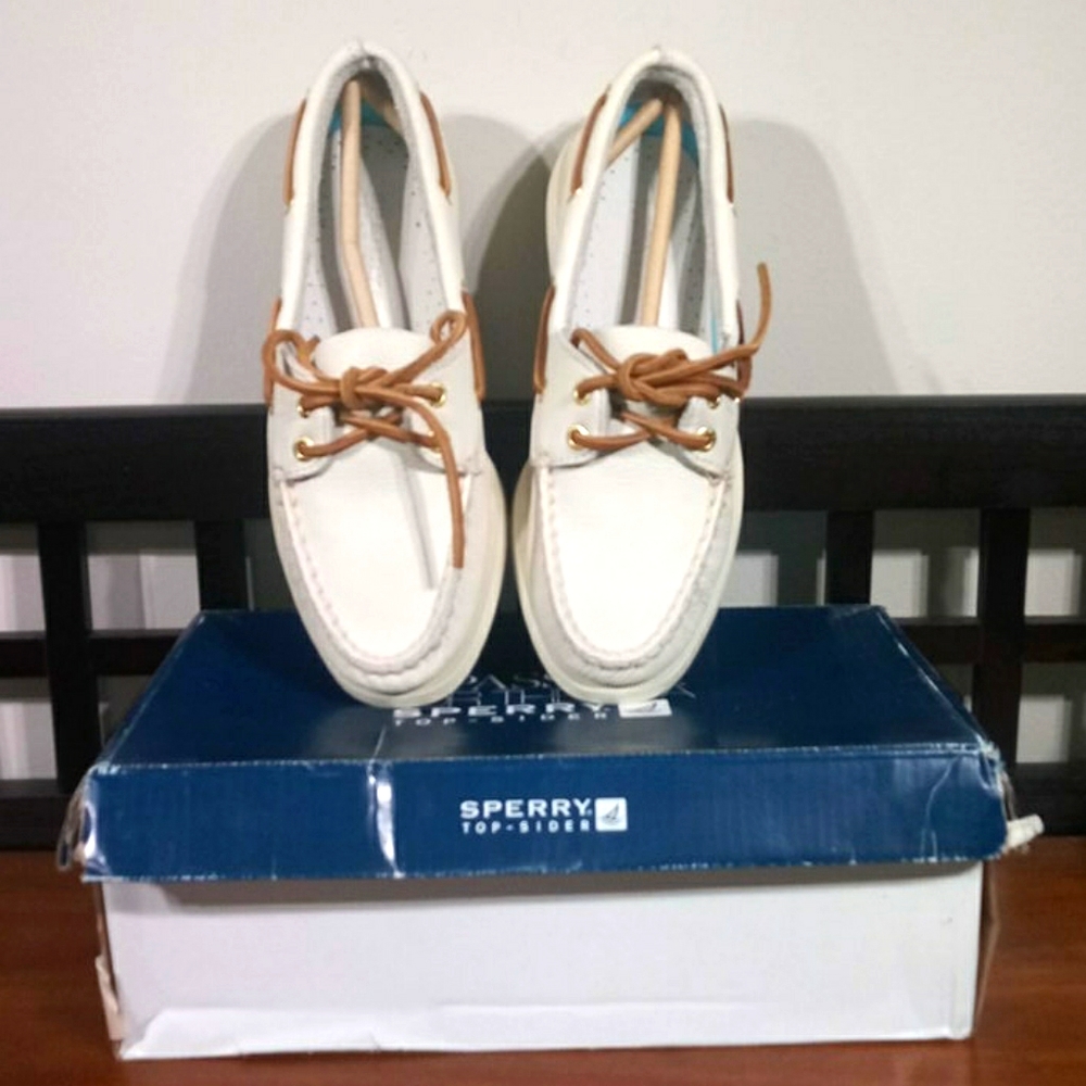 Sperry Topside Authentic Boat Shoe